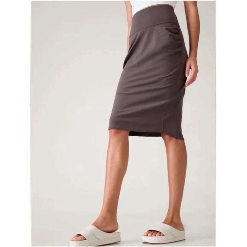 Athleta Gray Transcend Skirt Size XL Athleisure